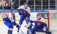 Latvijas U-18 hokejisti nodrošina vietu pasaules čempionāta ceturtdaļfinālā