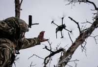 Lietuva iegādāsies 3000 dronu Ukrainai un sāk iniciatīvu Ukrainas karavīru rehabilitācijai