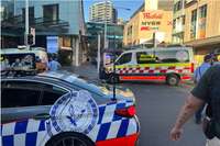 Sidnejas tirdzniecības centrā nodurti seši cilvēki
