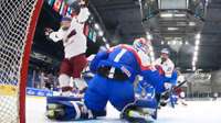 Video: Latvijas U-18 hokeja izlase pasaules čempionāta otrajā mačā pārspēj Slovākiju