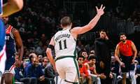 “Celtics” bez Porziņģa ierindā noslēdz NBA pamatturnīru ar uzvaru