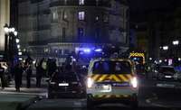 Apšaudē Parīzes priekšpilsētā viens cilvēks nogalināts, seši ievainoti
