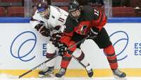 Latvijas U-18 hokejisti pasaules čempionāta ceturtdaļfinālā piekāpjas Kanādai