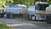 Foto un video: Ventspils ielā veidojas autocisternu sastrēgums. Šoferi nakšņo automašīnās