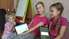 Latvijas daudzbērnu ģimenes saņēmušas planšetdatorus no "Samsung"