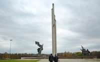 Рижская дума постановила снести памятник в парке Победы