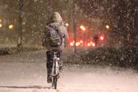 Ночью в Латвии ожидается сильный снегопад с метелью, будет объявлено оранжевое предупреждение