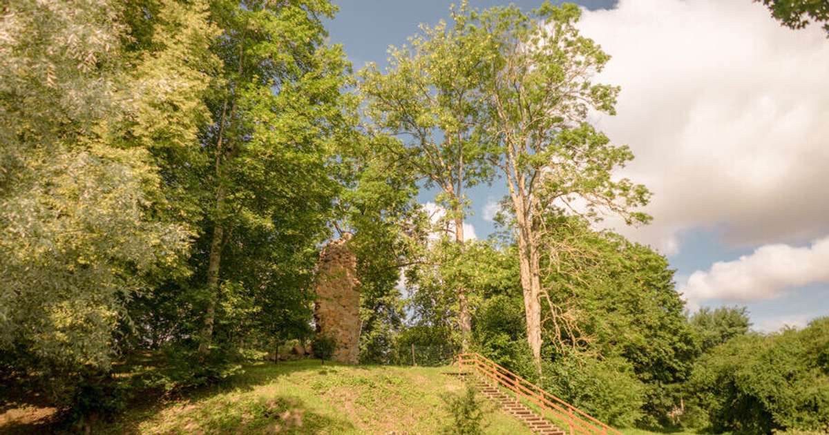 Embūte rudenī pārtop par Kurzemes tūrisma magnētu – ceļotāji atklāj ...