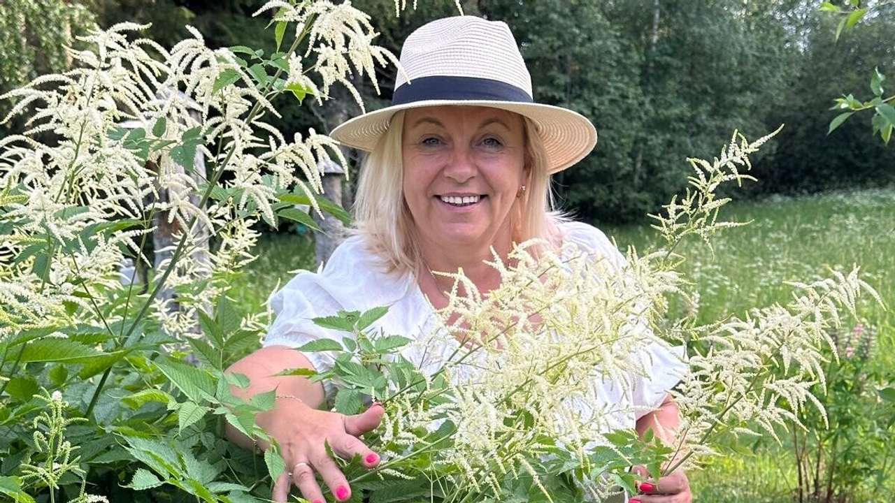 Foto: "Mums teica, ka esam labākais tandēms": Žurnāliste Selga Dreimane par Aizputes televīzijas zelta gadiem un dzīves krāsām
