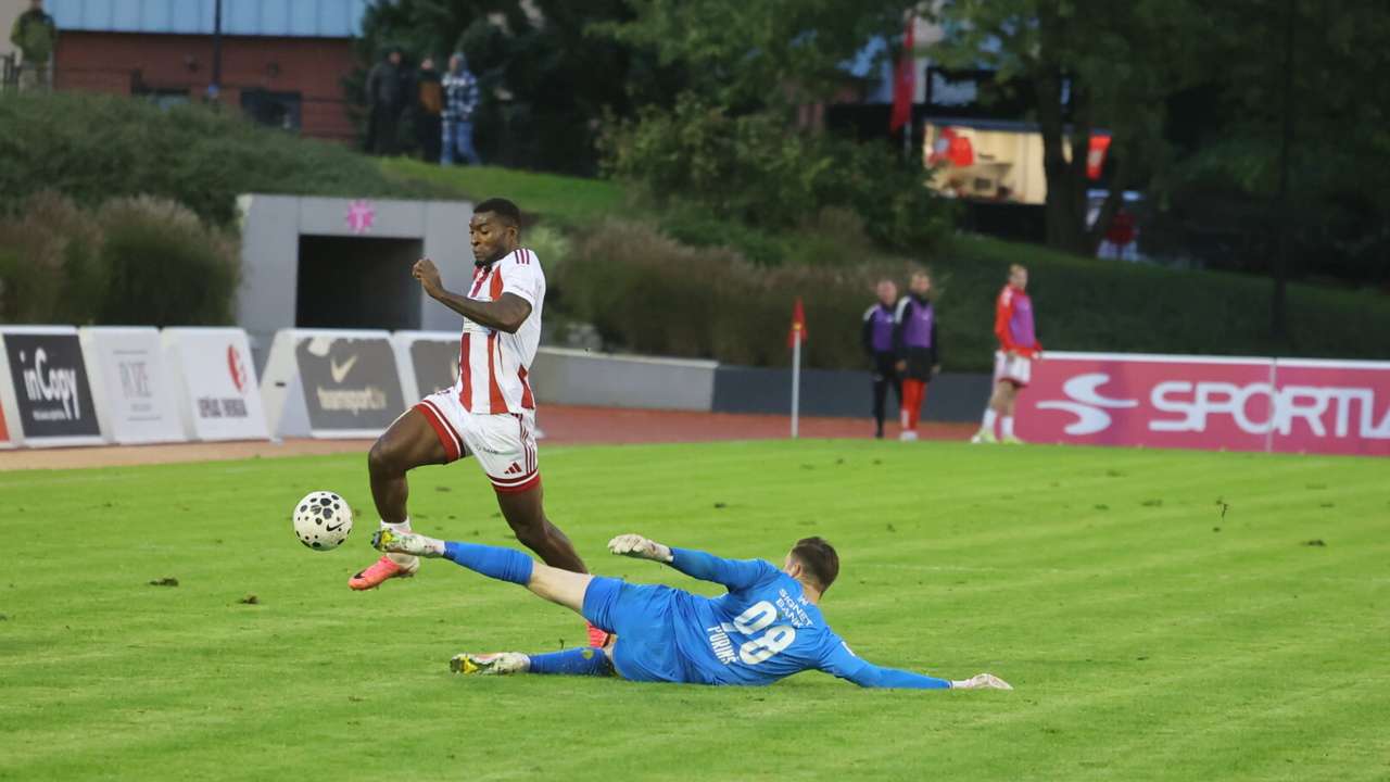Foto: "Auda" Liepājā svin uzvaru Latvijas futbola virslīgas mačā