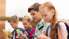 Skolēniem turpmāk starpbrīžos būs jāiztiek bez telefoniem