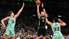 "Celtics" pamatturnīru noslēdz ar uzvaru pār "Hornets" komandu