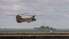 Foto un video: ASV militārie helikopteri “Chinook” nosēžas Karostā – treniņlidojumi pie Jūras spēku ūdenslīdēju centra