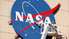 NASA jaunā Mēness raķete dodas uz starta platformu