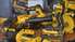 DeWalt instrumentu komplekts - uzticami instrumenti dažādiem darbiem